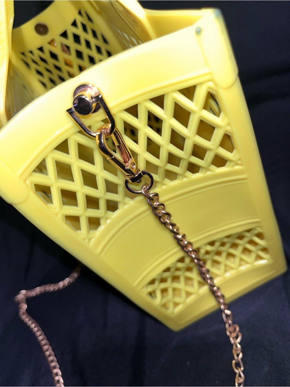 Yellow Lattice Tote Handbag - Picture 3 of 3